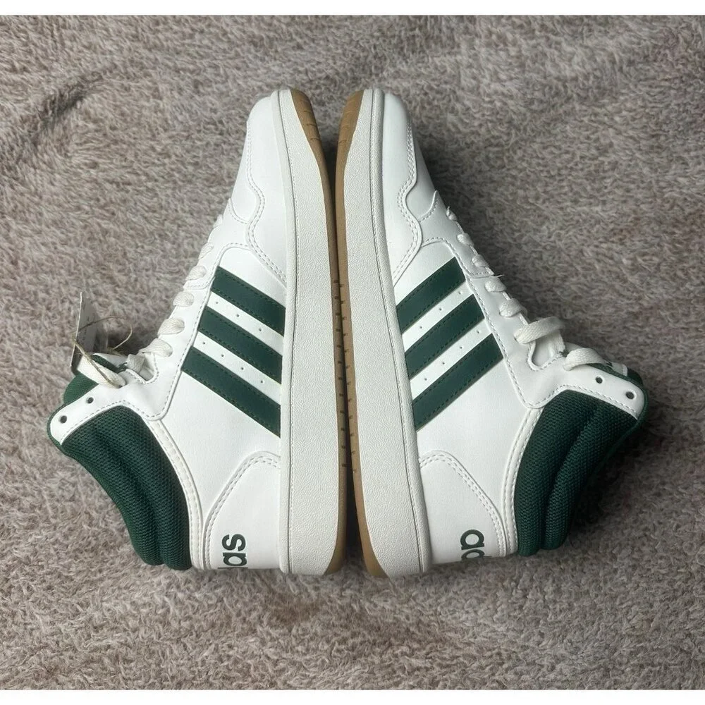 Adidas Boys Hoops Mid JS4134 White Basketball Shoes Sneakers Size 5.5 New